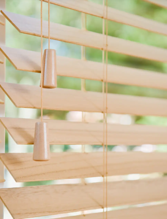 wooden blinds: Natural wood horizontal blinds for windows, modern window covering for home interiors